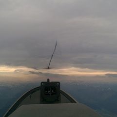 Flugwegposition um 14:47:49: Aufgenommen in der Nähe von Gemeinde Scheffau am Wilden Kaiser, Österreich in 2766 Meter